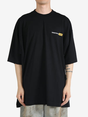 VETEMENTS - Unisex XXX Logo T-Shirt