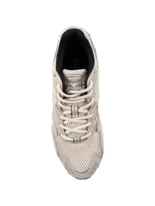 Tan shoes, front view