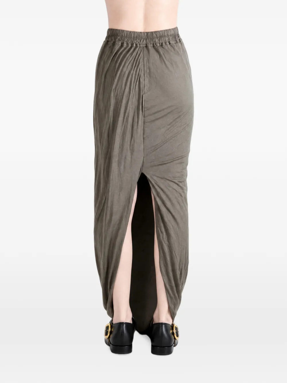 Green skirt, full body view
