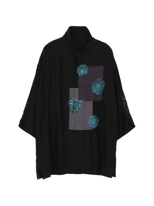 Black coat, front view