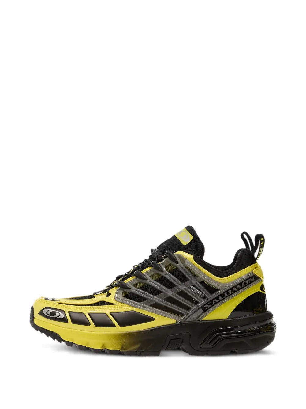Yellow sneaker,front view