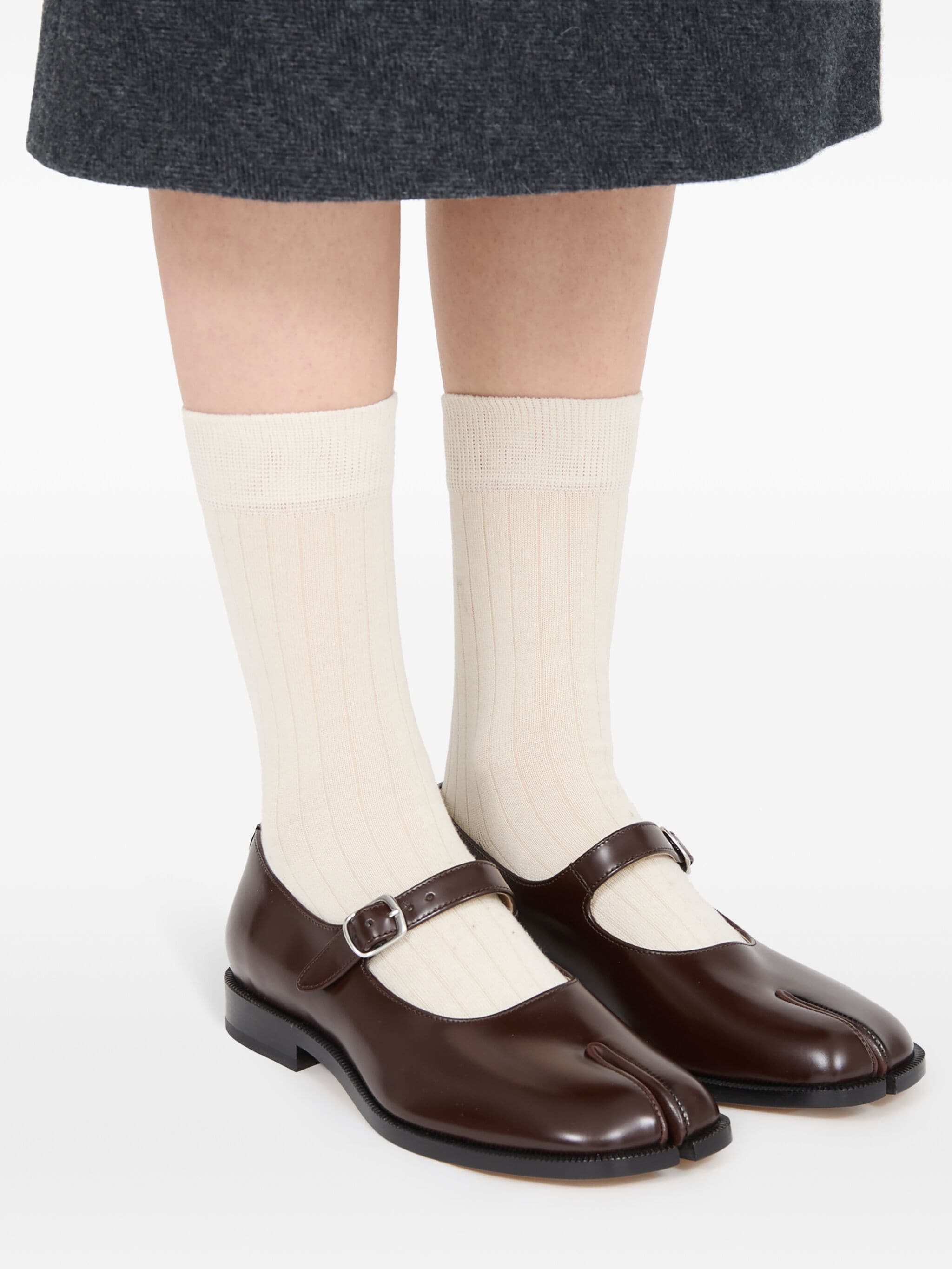 MAISON MARGIELA - Women Tabi Mary Jane Shoes – Atelier New York