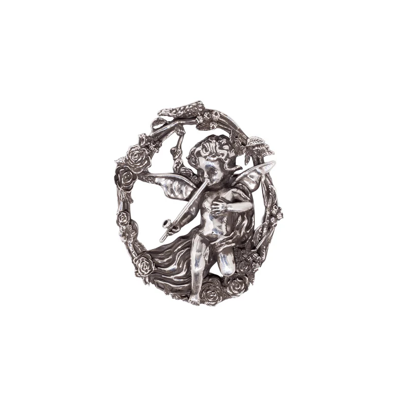 Grey accessories, front view