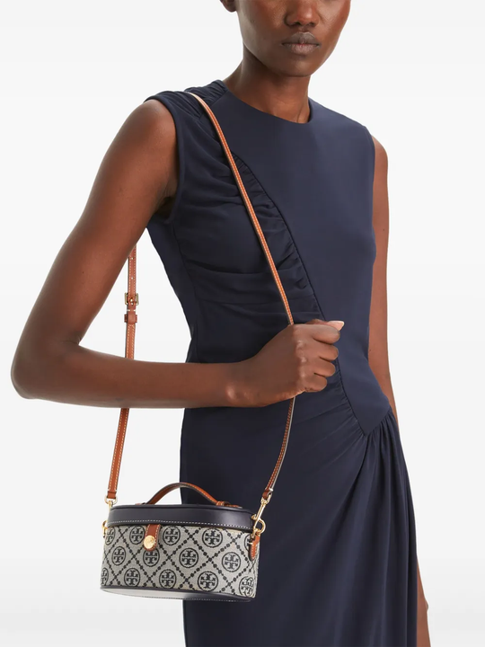 navy bag worn by a person, showing the bag fit