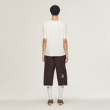 White t-shirt, full body view