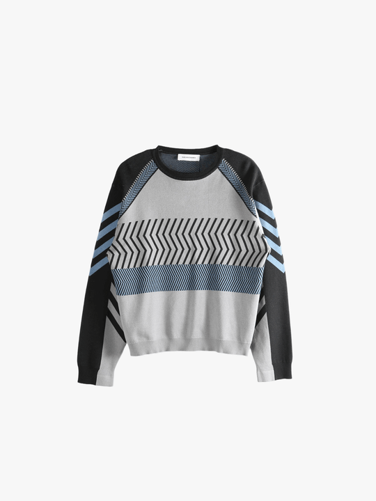 Grey top, front view