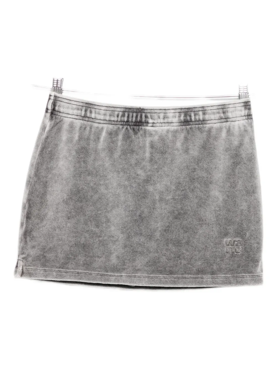 Grey skirt,front view