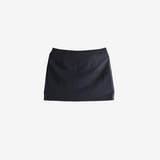 Black skirt, front view