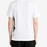 White t-shirt, full body view