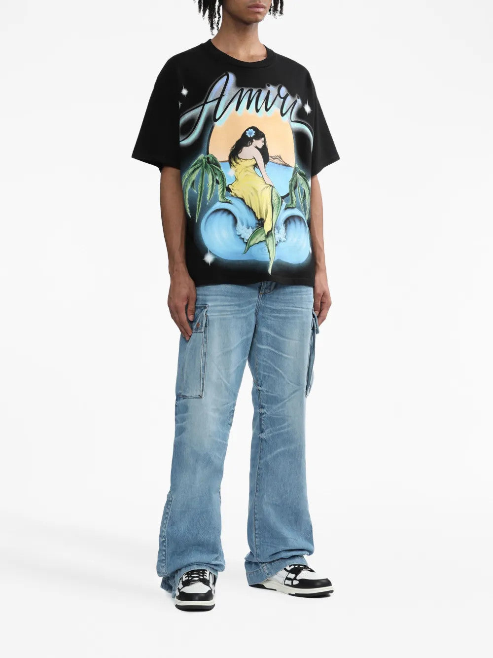 Black t-shirt, full body view