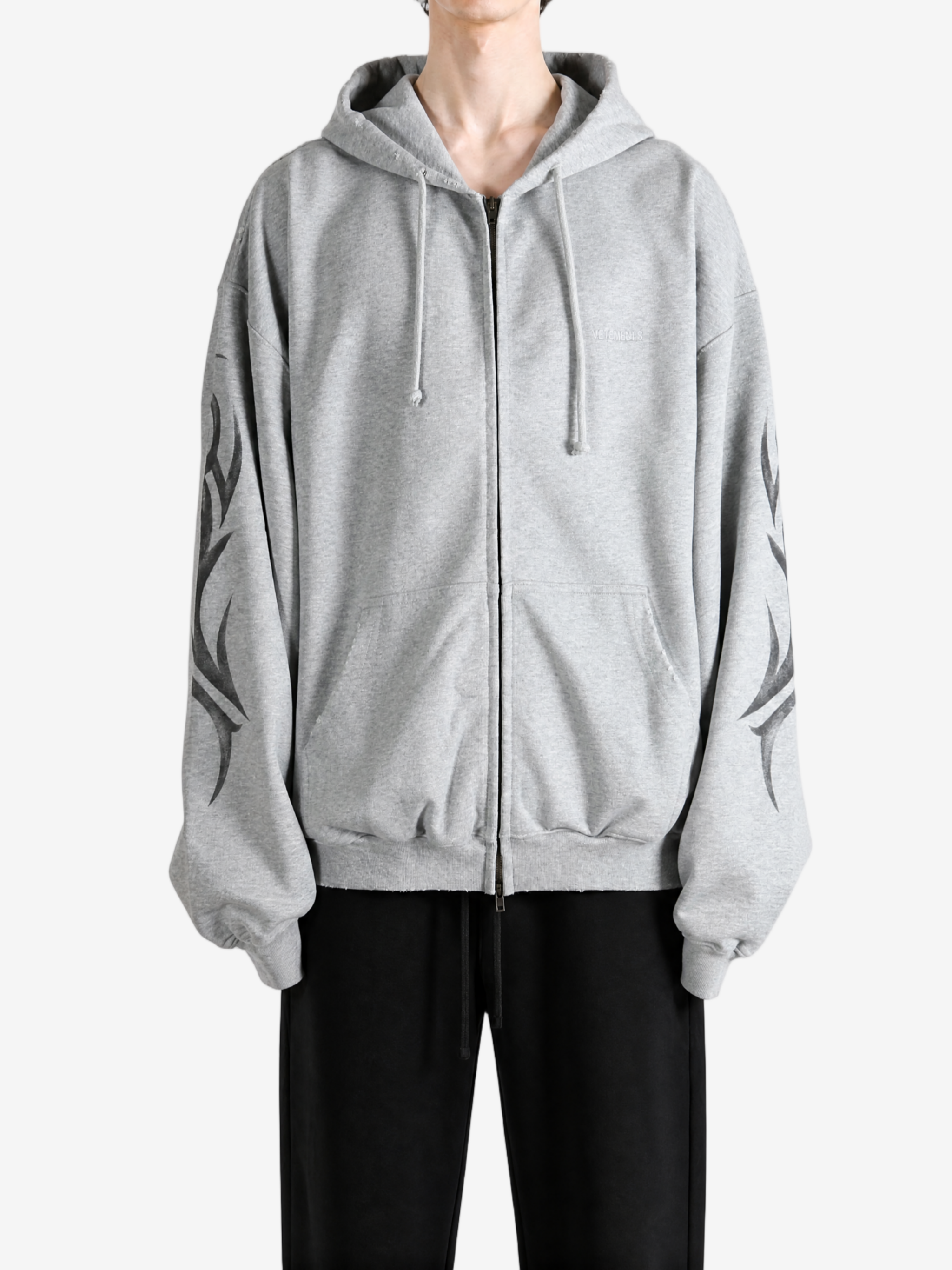 Grey t-shirt, full body view