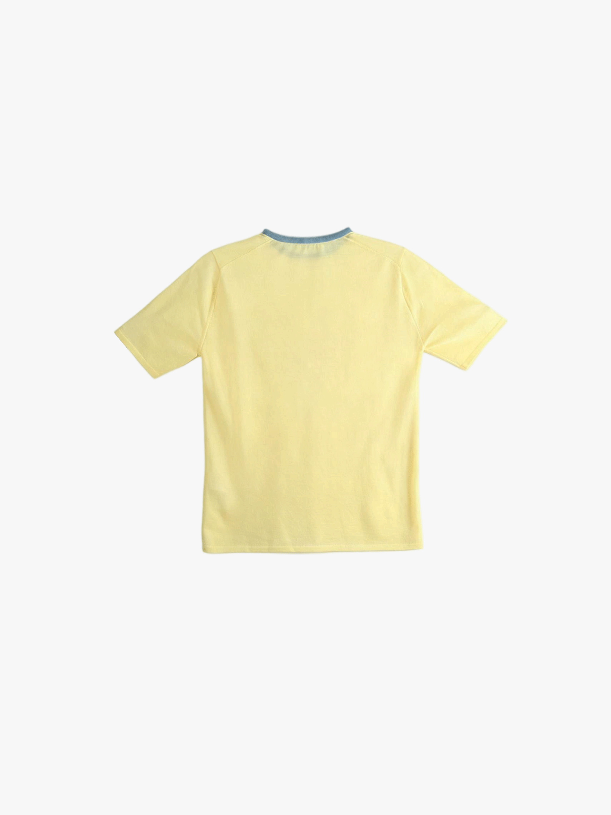 Yellow t-shirt, back view