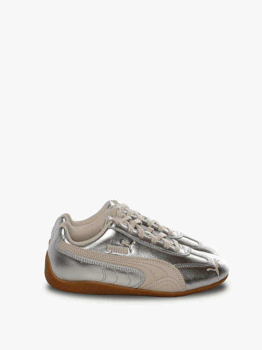 Grey sneaker, front view