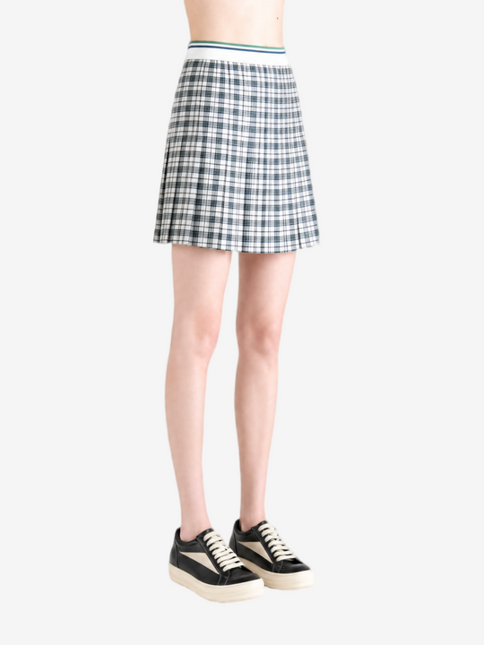 Green skirt, full body view