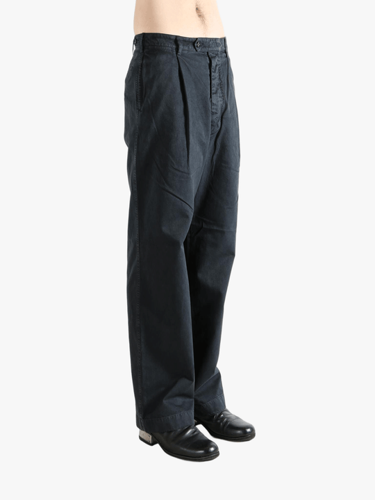 AURALEE - Men Garment-Dyed Finx Light Chino One-Tuck Wide Pants AURALEE - Men Garment-Dyed Finx Light Chino One-Tuck Wide Pants
