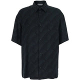 Black shirt, front view