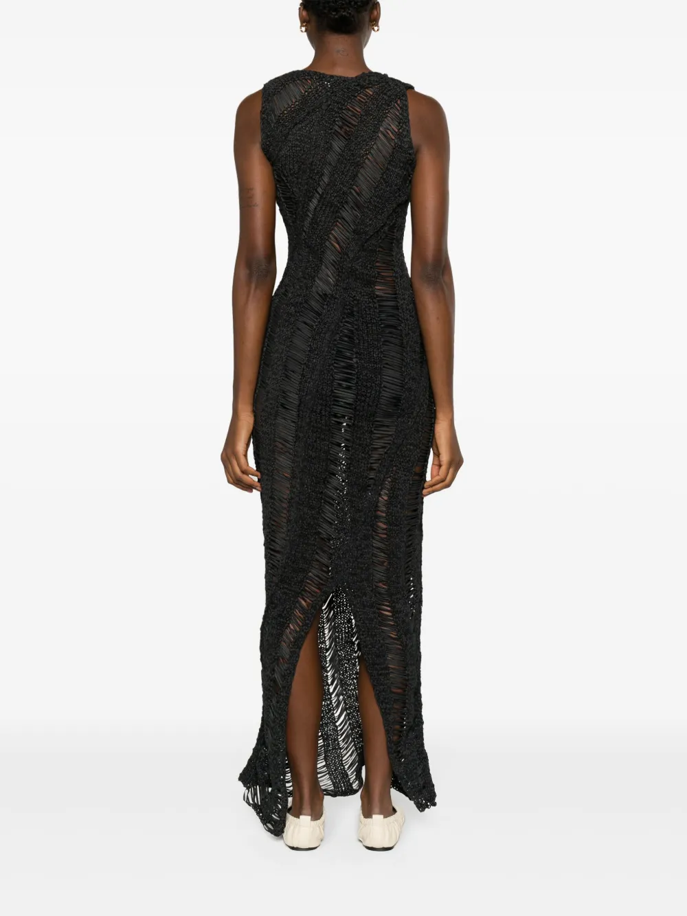 Black dress,full body view