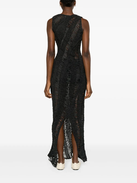 Black dress,full body view