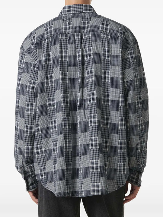 Grey shirt, full body view