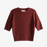 red sweater,front view