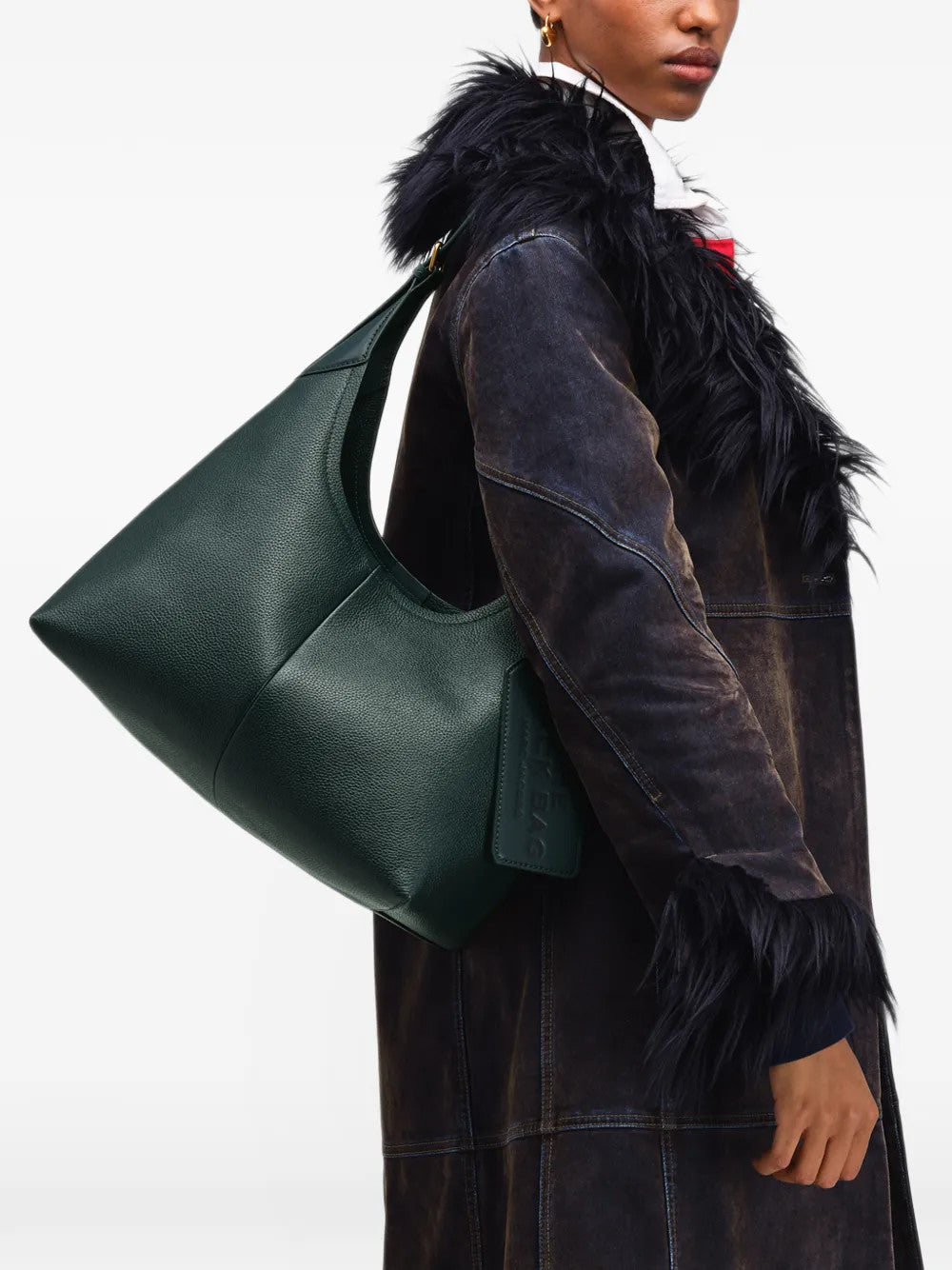Green bag, full body view