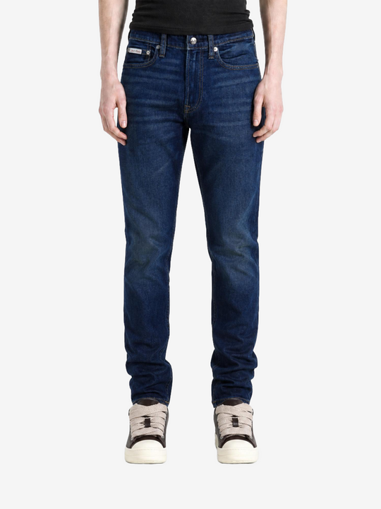 Blue jeans, full body view
