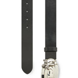 Black accessories, front view