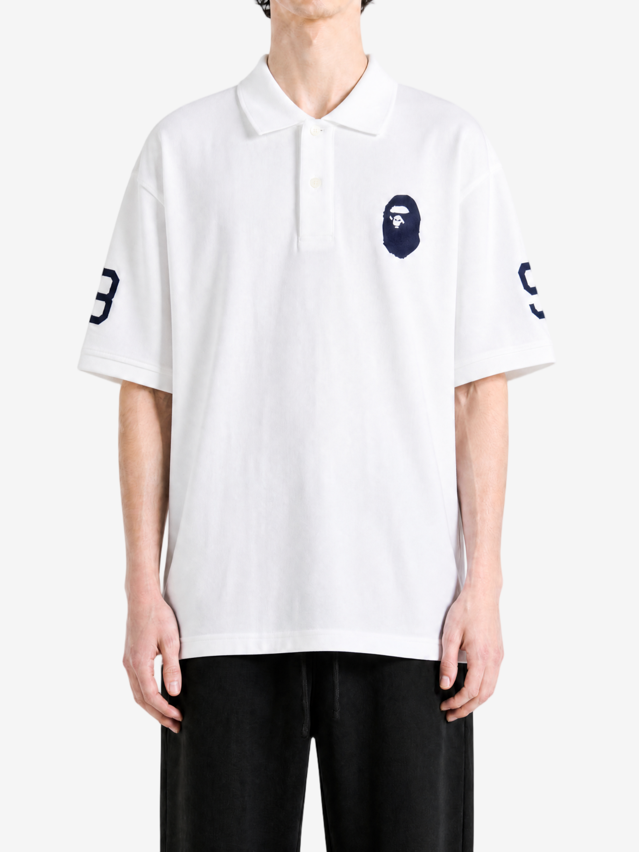 White t-shirt, full body view