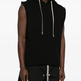 black sweats-hoodies worn by a person, showing the sweats-hoodies fit