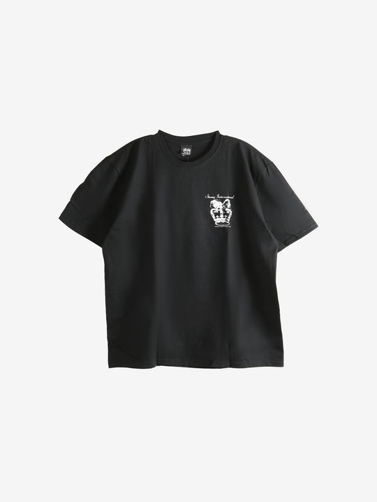 Black t-shirt,front view
