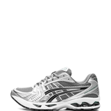 Gery sneakers,front view