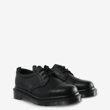 Black shoes, front view