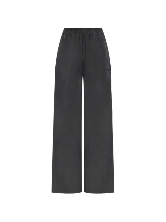 Black pant, front view