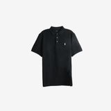 Black shirt, front view