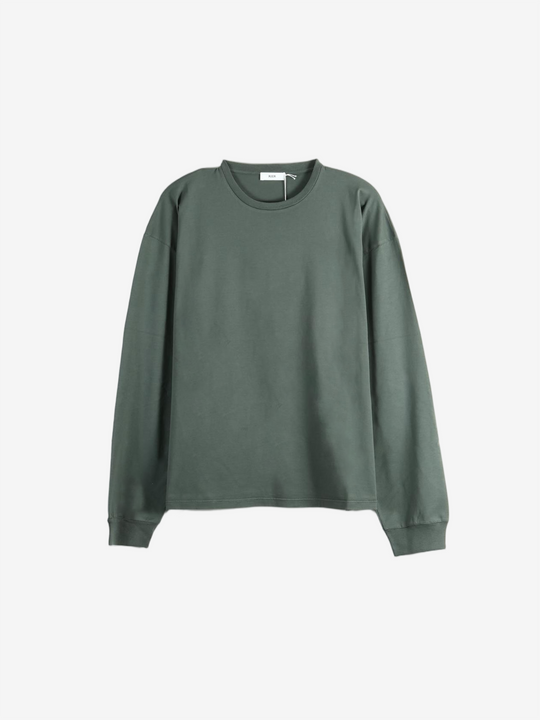 Green t-shirt, front view