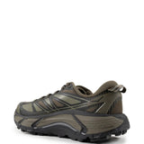 Green shoes, front view