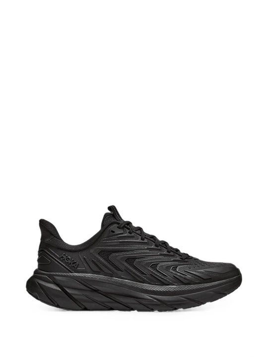 Black shoes, front view