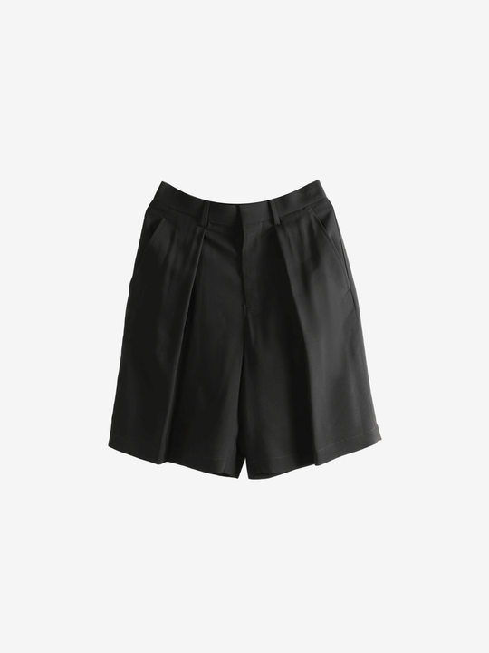 Black shorts,front view