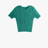 Green shirt, front view