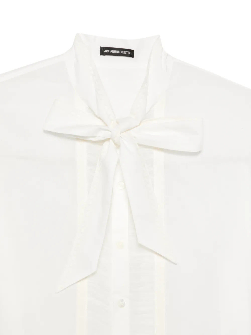 White shirt, front view