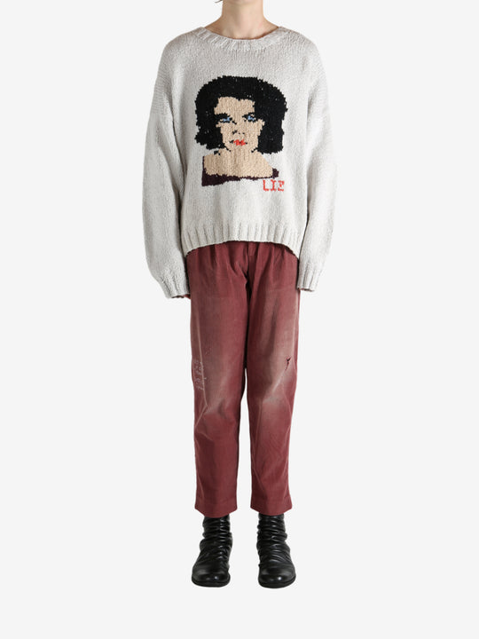 Grey sweater,full body view