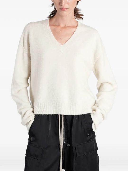 White top, full body view