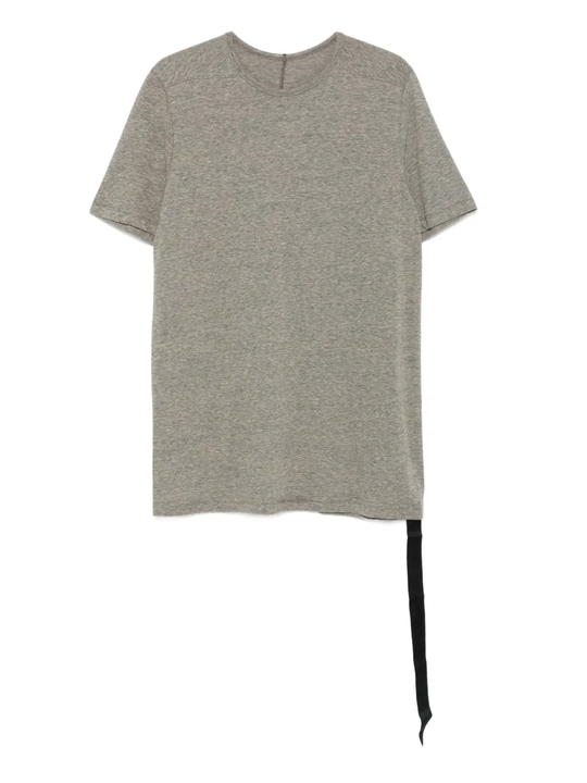 Grey t-shirt, front view