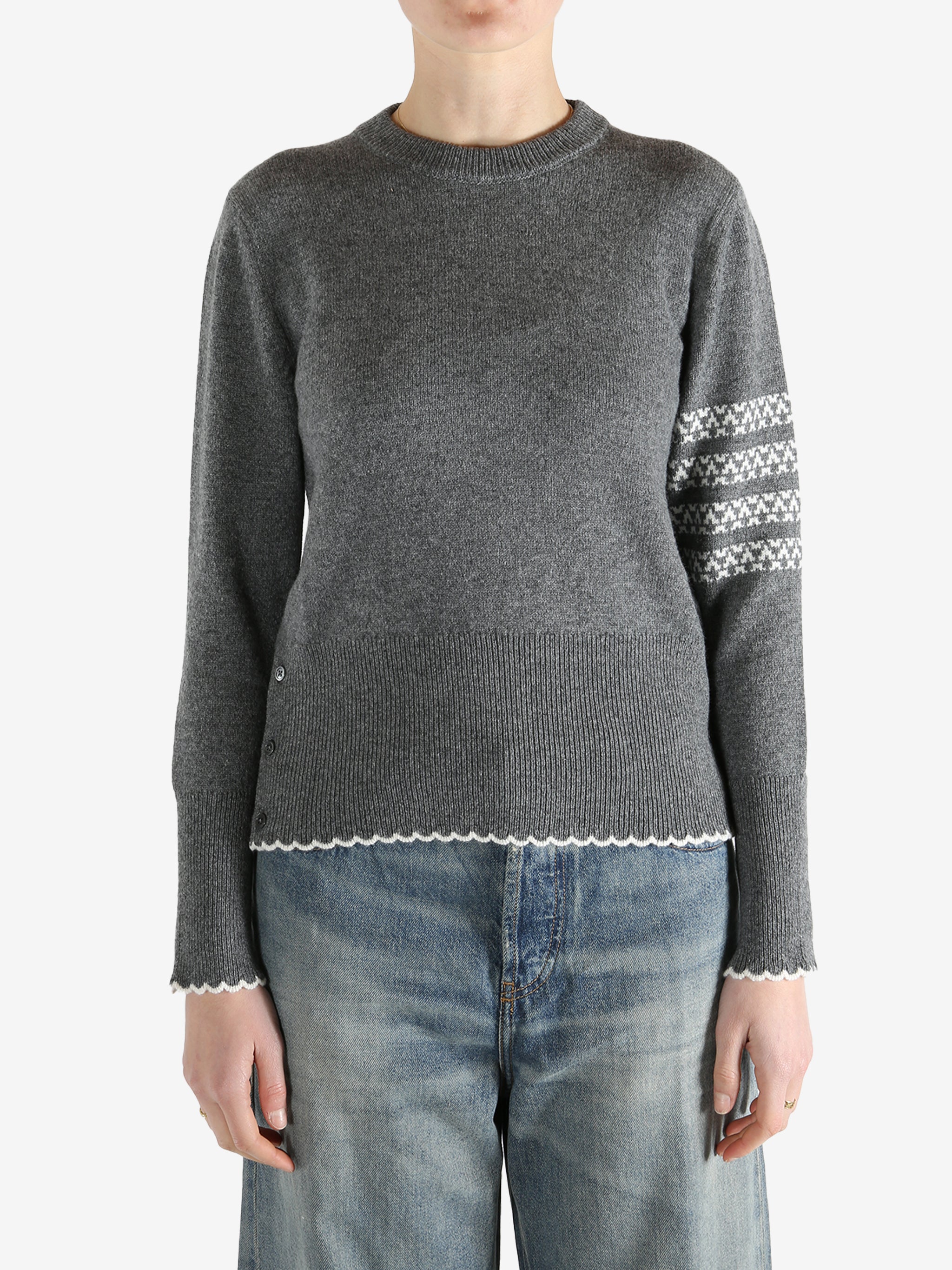 Grey sweats-hoodies worn by a person, showing the cashmere fit