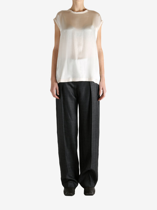 Grey t-shirts, full body view