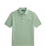 Green shirt, front view