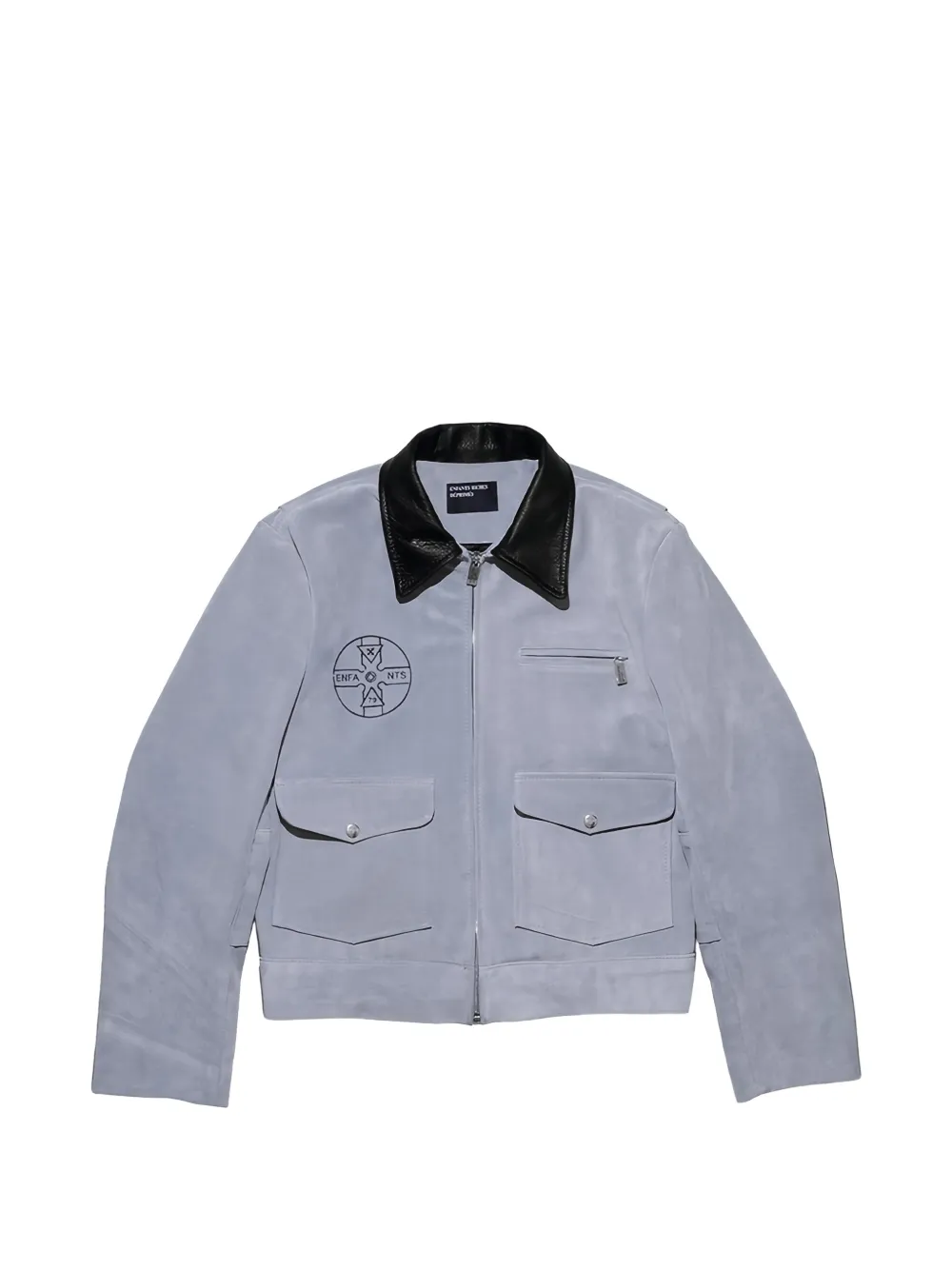 gray jacket,front view
