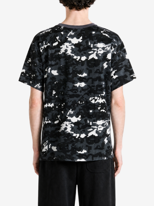 Black t-shirt, full body view