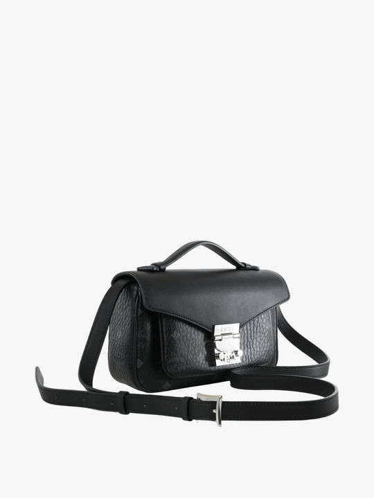 Black bag, front view