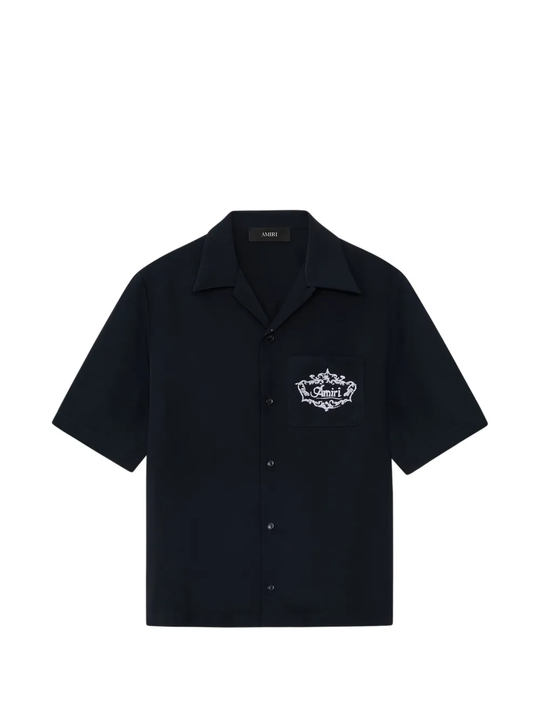 black shirts,front view